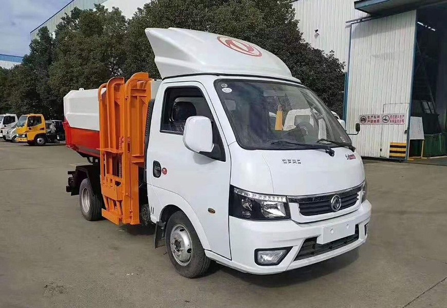 東風途逸側裝掛桶垃圾車(國六)