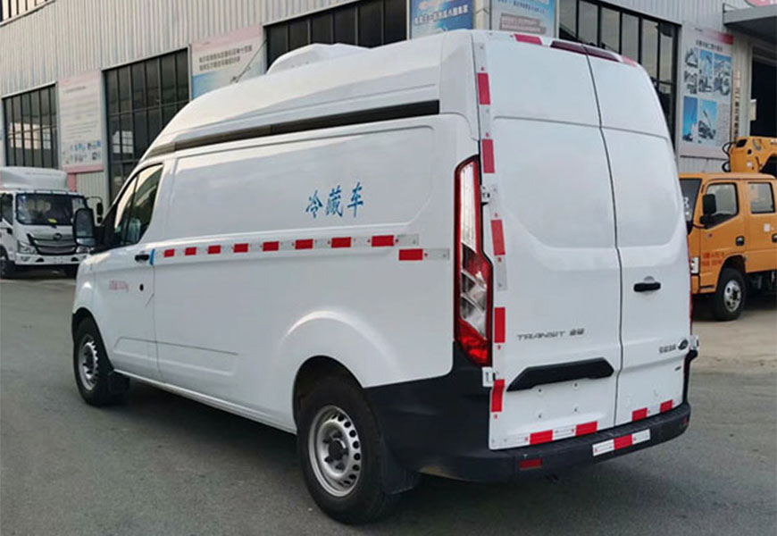 江鈴福特全順V362冷藏車(chē)